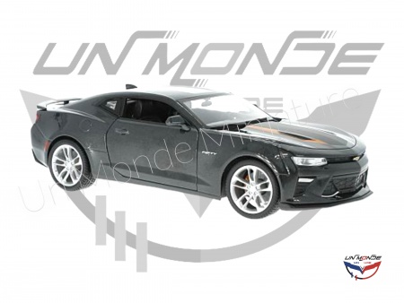 Chevrolet Camaro Fifty 2017 Metallic Grey