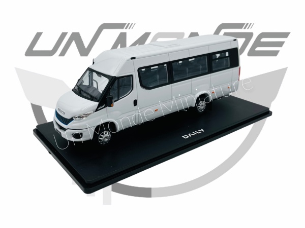 Iveco Dailly Minibus NP Hi-MATIC