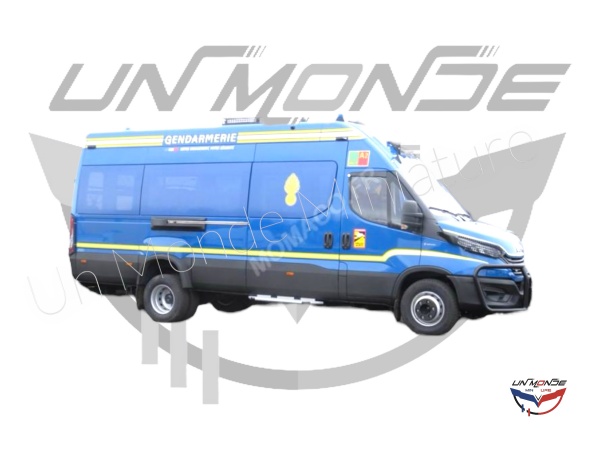 Iveco Daily Long Gruau VMG Vehicule Maintien de l\'Ordre 2022 Gendarmerie Bleu