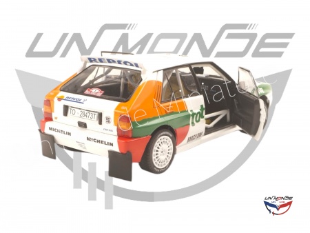 Lancia Delta HF Integrale #5 A.AGHINI-S.FARNOCCHIA 1993 White