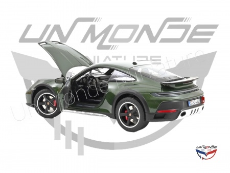 Porsche 911 Dakar 2023 Oakgreen Metallic